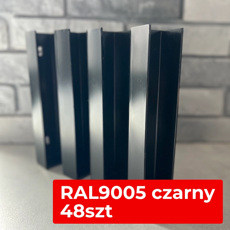 Ceownik plastikowy czarny 25 cm do ogrodzeń panelowych – RAL9005 | 48 szt. (karton)